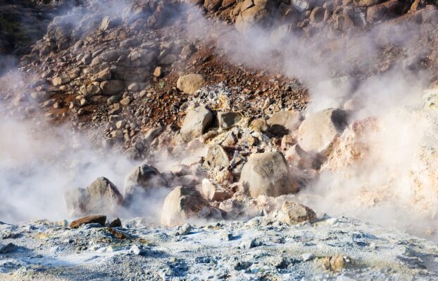 Nationalist Enclaves: Industrialising the Critical Mineral Boom in Indonesia
